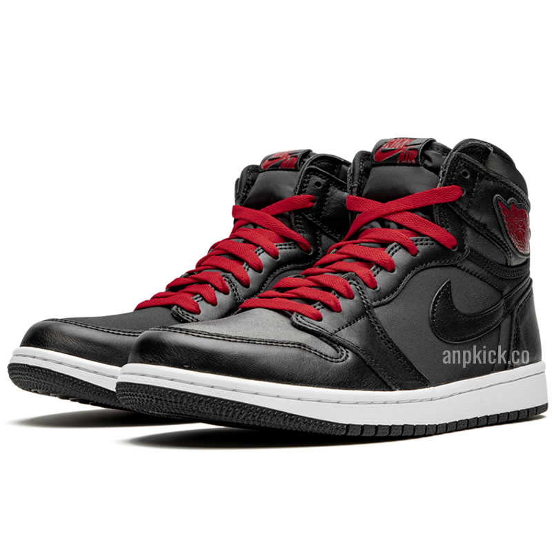 Air Jordan 1 Retro High Og Black Satin Gym Red 555088 060 New Release (2) - www.newkick.org Air Jordan 1 Retro High Og Black Satin Gym Red 555088 060 New Release (2) - www.newkick.org