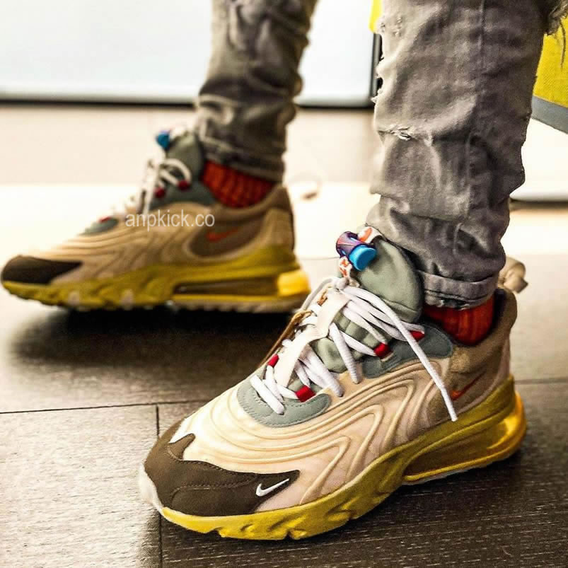 Nike Air Max 270 React Travis Scott Cactus Trails On Feet Ct2864 200 (3) - www.newkick.org