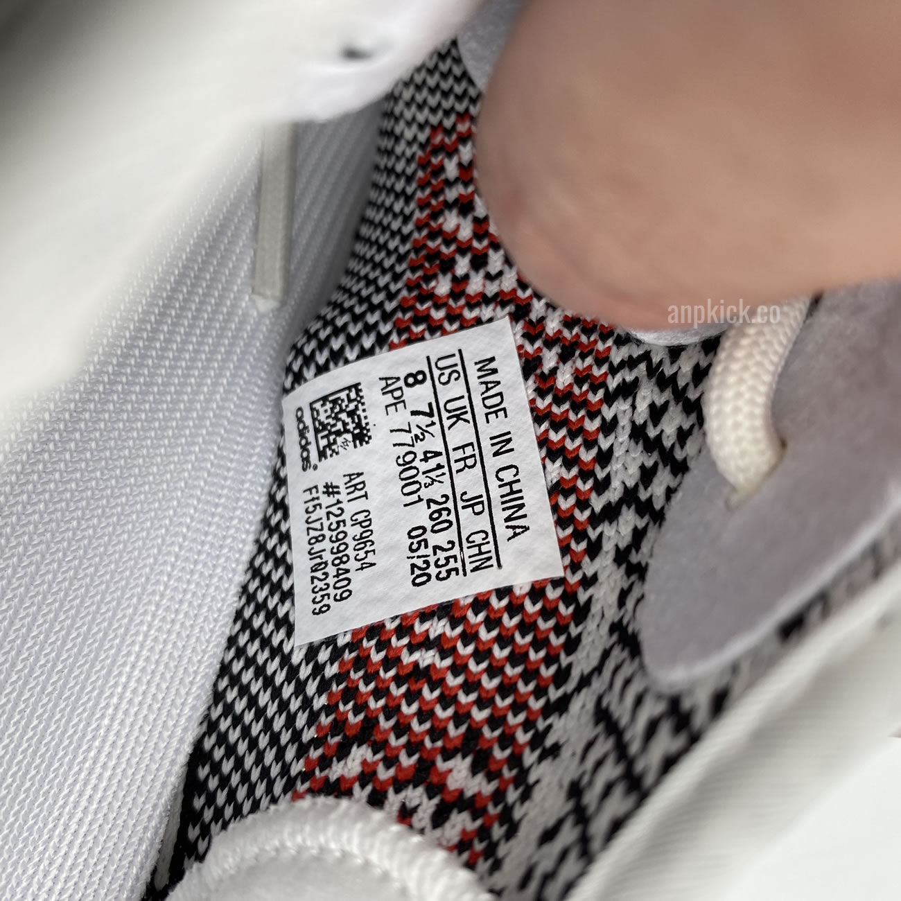 Adidas Yeezy Boost 350 V2 Zebra 2020 Restock Cp9654 Release Date (7) - www.newkick.org