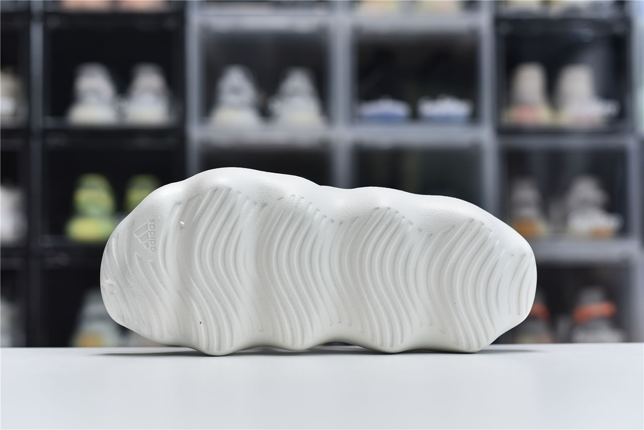 Adidas Yeezy Crocs Clog Slipper White (6) - www.newkick.org