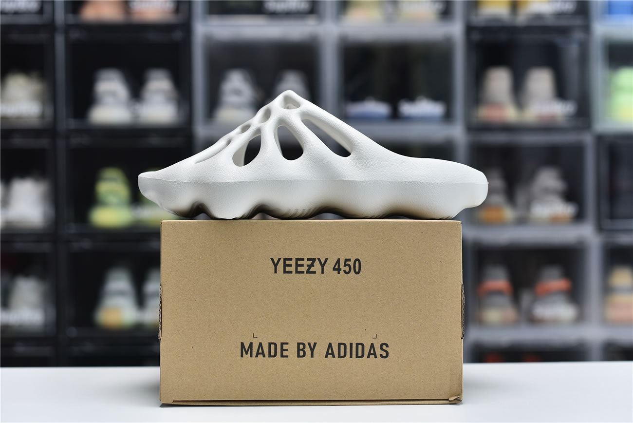 Adidas Yeezy Crocs Clog Slipper White (7) - www.newkick.org