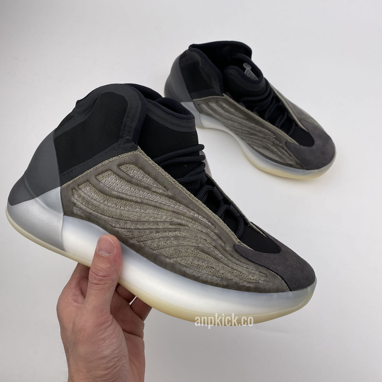 Adidas Yeezy Quantum Qntm Basketball Barium H68771 Release Date (8) - www.newkick.org Adidas Yeezy Quantum Qntm Basketball Barium H68771 Release Date (8) - www.newkick.org