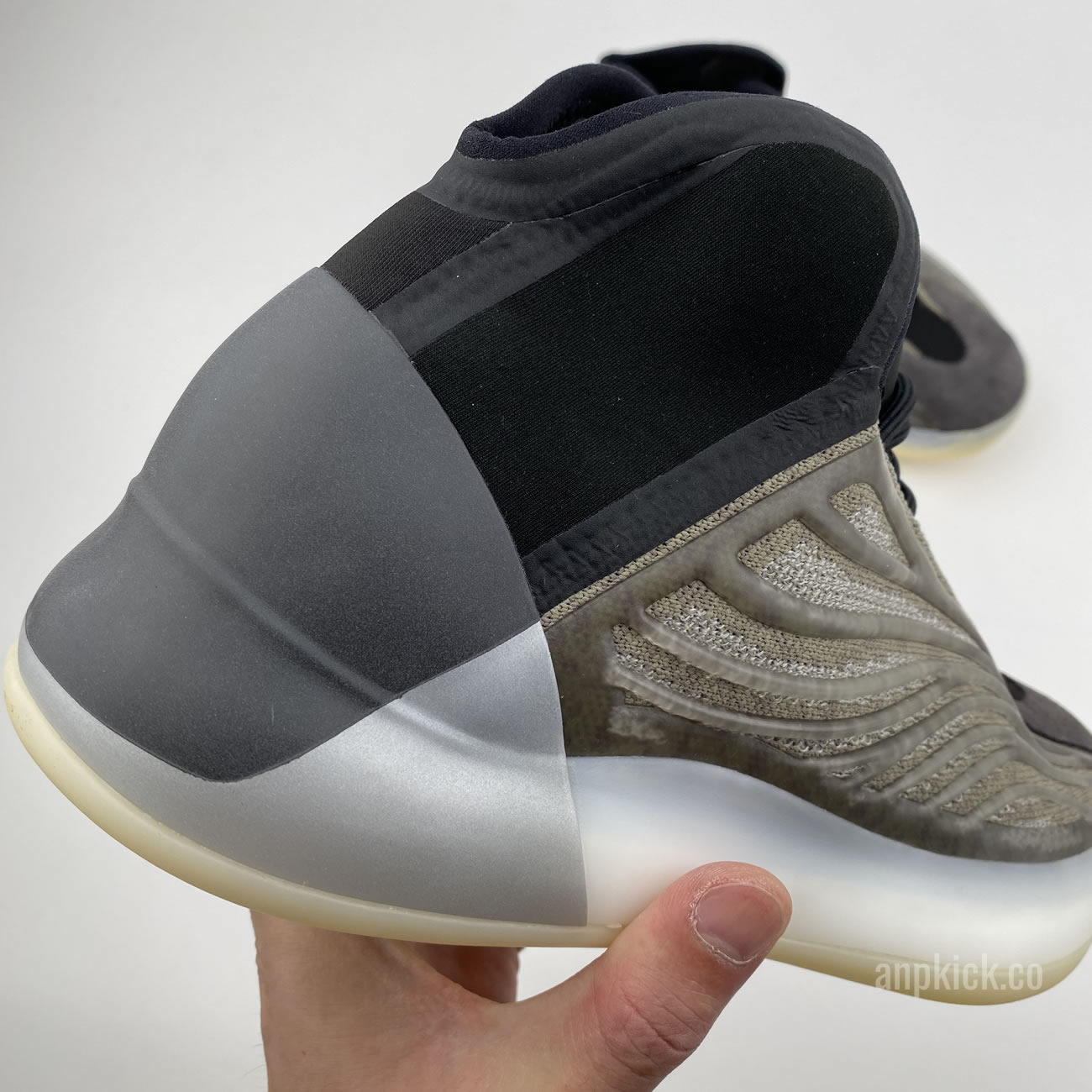Adidas Yeezy Quantum Qntm Basketball Barium H68771 Release Date (9) - www.newkick.org Adidas Yeezy Quantum Qntm Basketball Barium H68771 Release Date (9) - www.newkick.org
