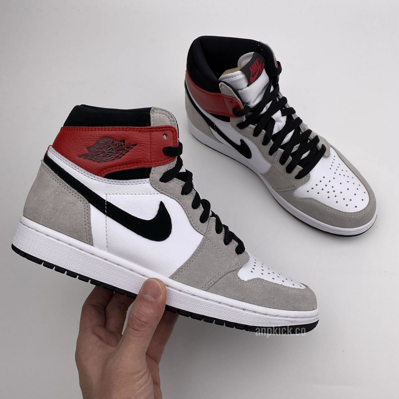 Air Jordan 1 Retro High Light Smoke Grey 2020 New Release 555088 126 (9) - www.newkick.org