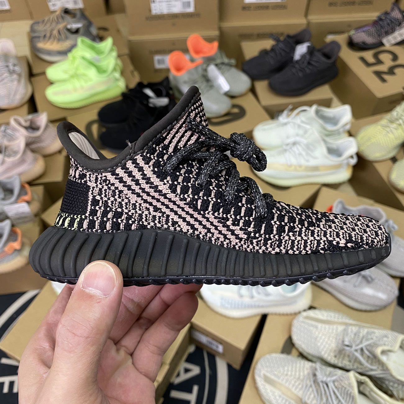 Adidas Yeezy Kids (28) - www.newkick.org Adidas Yeezy Kids (28) - www.newkick.org