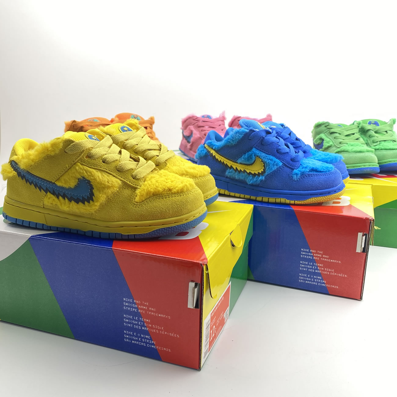 Kids Childrens Grateful Dead Bears Nike Sb Dunk Low Yellow Pink Orange Blue Green Release For Sale (4) - www.newkick.org
