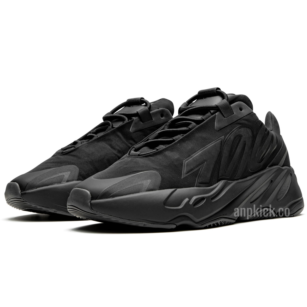 Adidas Yeezy Boost 700 Mnvn Triple Black Fv4440 (3) - www.newkick.org