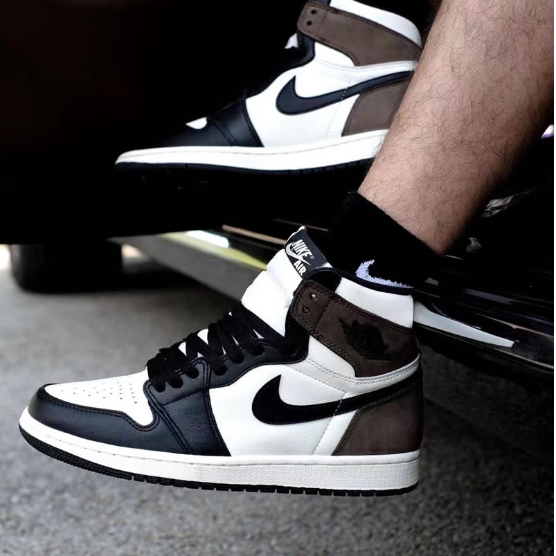 Air Jordan 1 Retro High Dark Mocha On Feet Release Date 555088 105 (2) - www.newkick.org Air Jordan 1 Retro High Dark Mocha On Feet Release Date 555088 105 (2) - www.newkick.org
