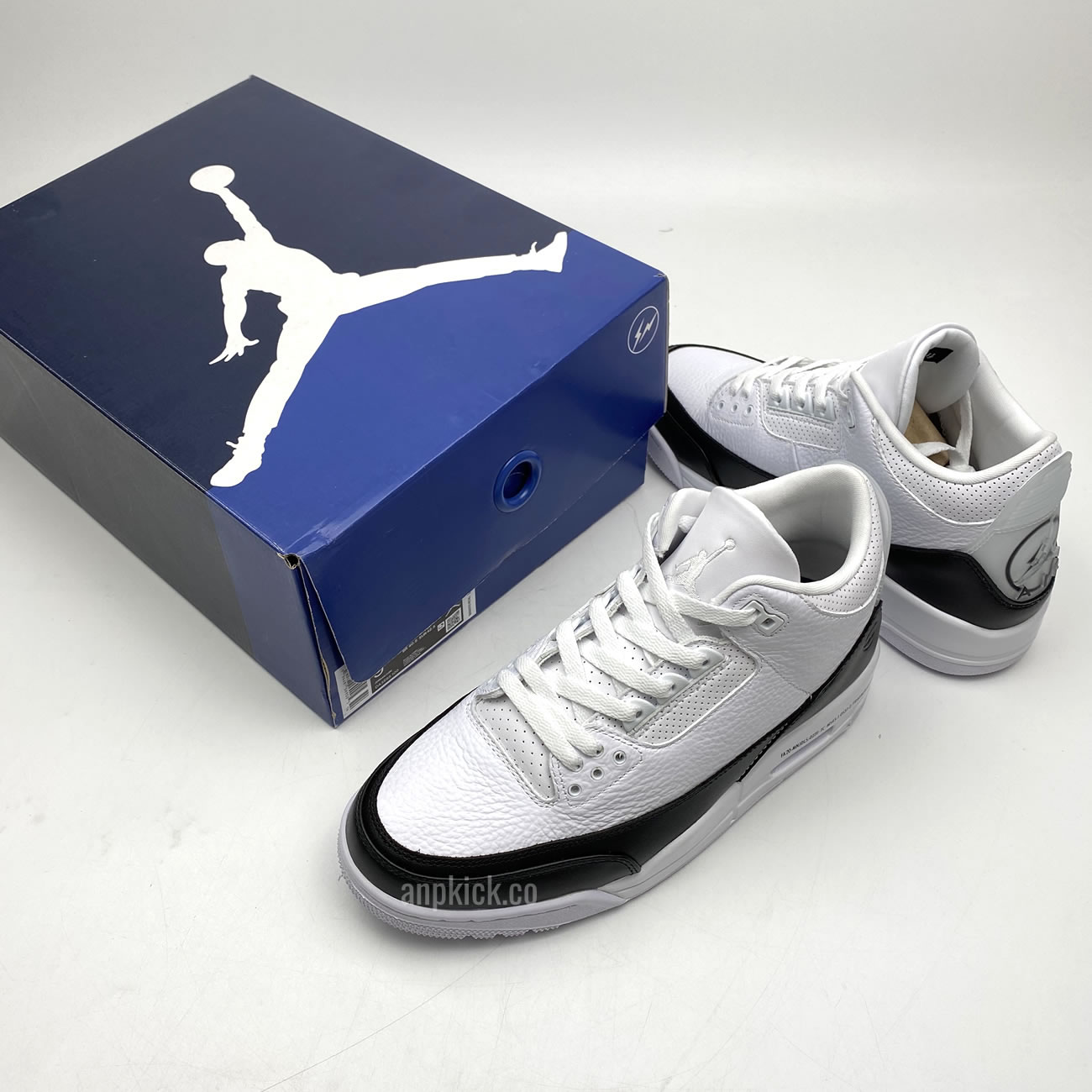 Fragment Air Jordan 3 Retro Sp White Black Release Date Da3595 100 (8) - www.newkick.org Fragment Air Jordan 3 Retro Sp White Black Release Date Da3595 100 (8) - www.newkick.org