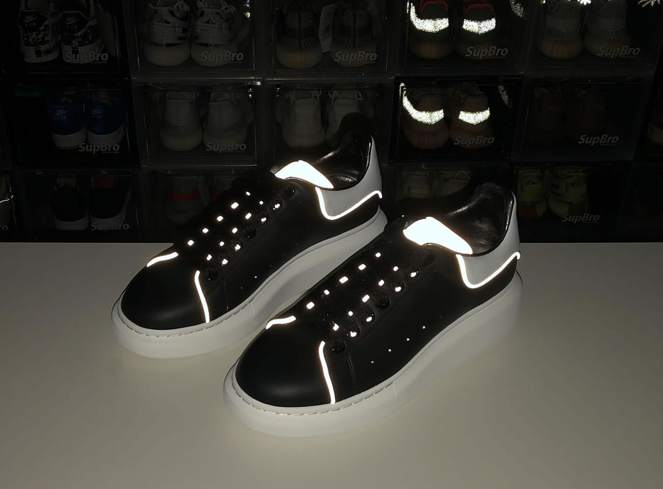 Mcq 553680 Whgp5 1000 Reflective (7) - www.newkick.org Mcq 553680 Whgp5 1000 Reflective (7) - www.newkick.org
