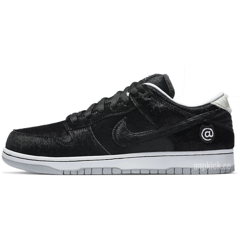 Medicom Toy Nike Sb Dunk Low Be Rbrick Cz5127 001 Release Date (1) - www.newkick.org