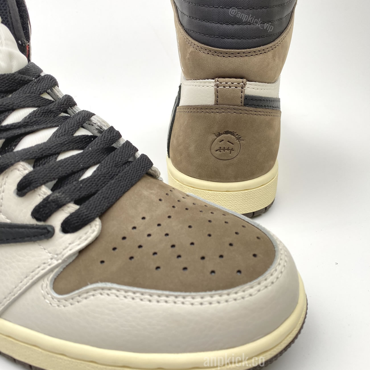 Travis Scott Air Jordan 1 Retro High Sample 2.0 Brown Cactus Jack Anpkick First Look (8) - www.newkick.org