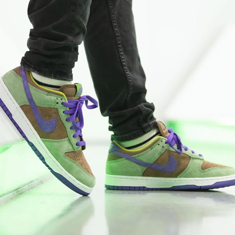 Nike Dunk Low Sp Veneer Autumn Green Deep Purple On Feet Da1469 200 (1) - www.newkick.org