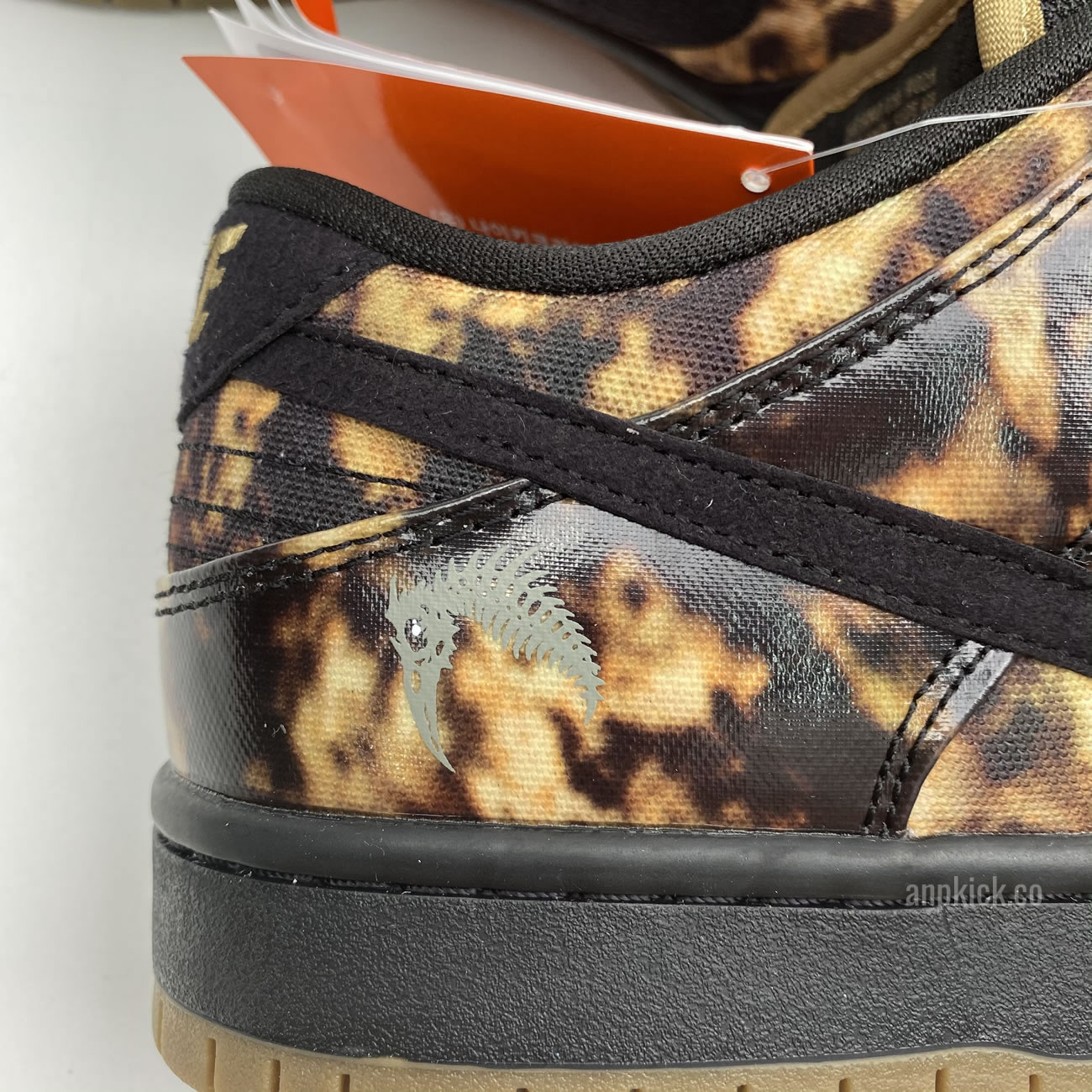 Nike Sb Dunk Low Premium Pushead 2 536356 002 Release Date (5) - www.newkick.org