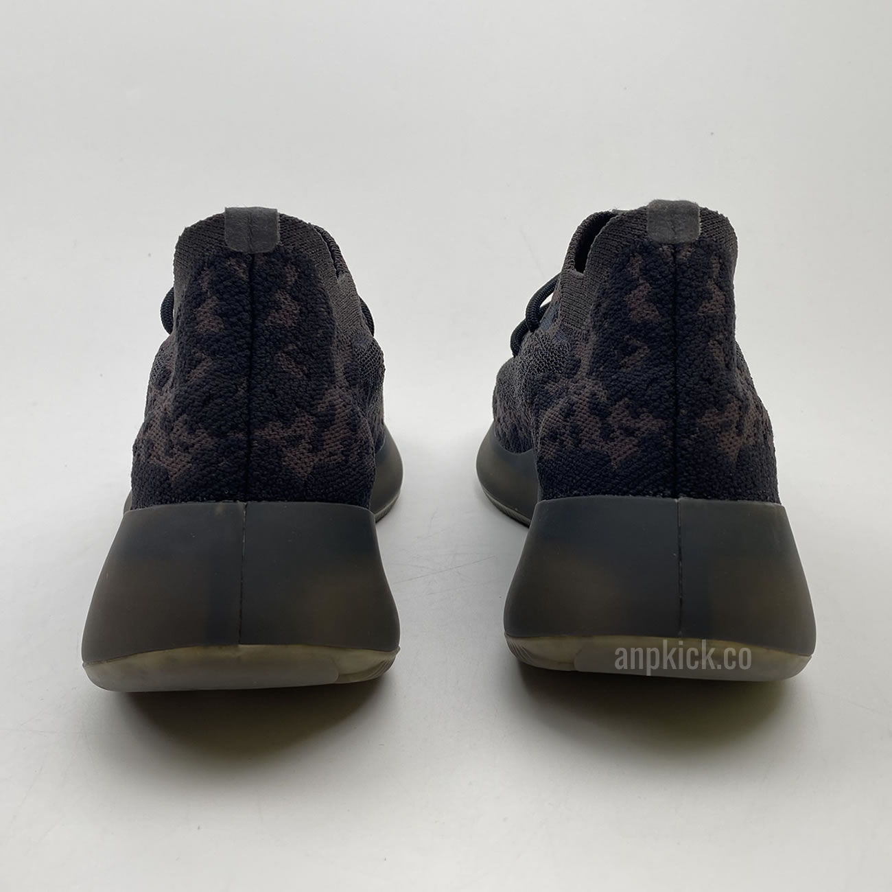 Adidas Yeezy Boost 380 Onyx Fz1270 Release Date (4) - www.newkick.org Adidas Yeezy Boost 380 Onyx Fz1270 Release Date (4) - www.newkick.org