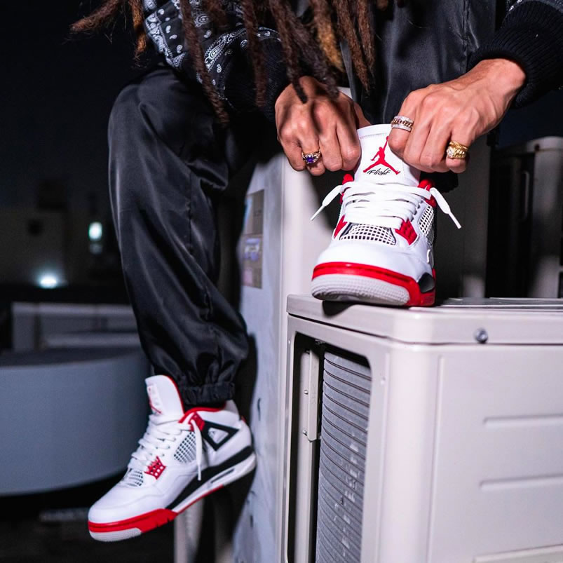 Air Jordan 4 Retro Og Fire Red 2020 On Feet Dc7770 160 (4) - www.newkick.org