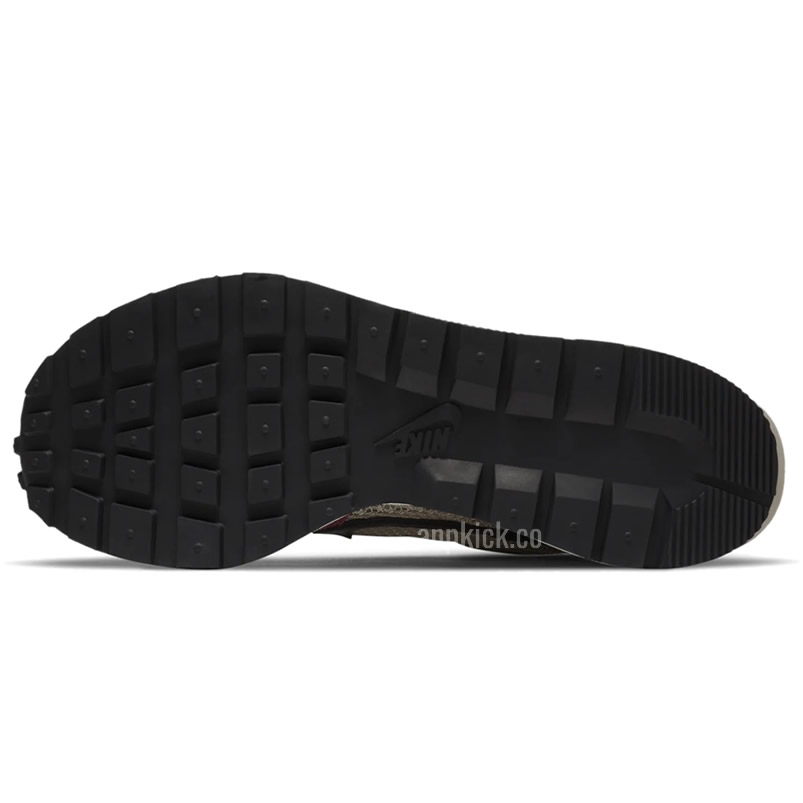 Sacai Nike Vaporwaffle String Black Villain Red Neptune Green Dd3035 200 (5) - www.newkick.org