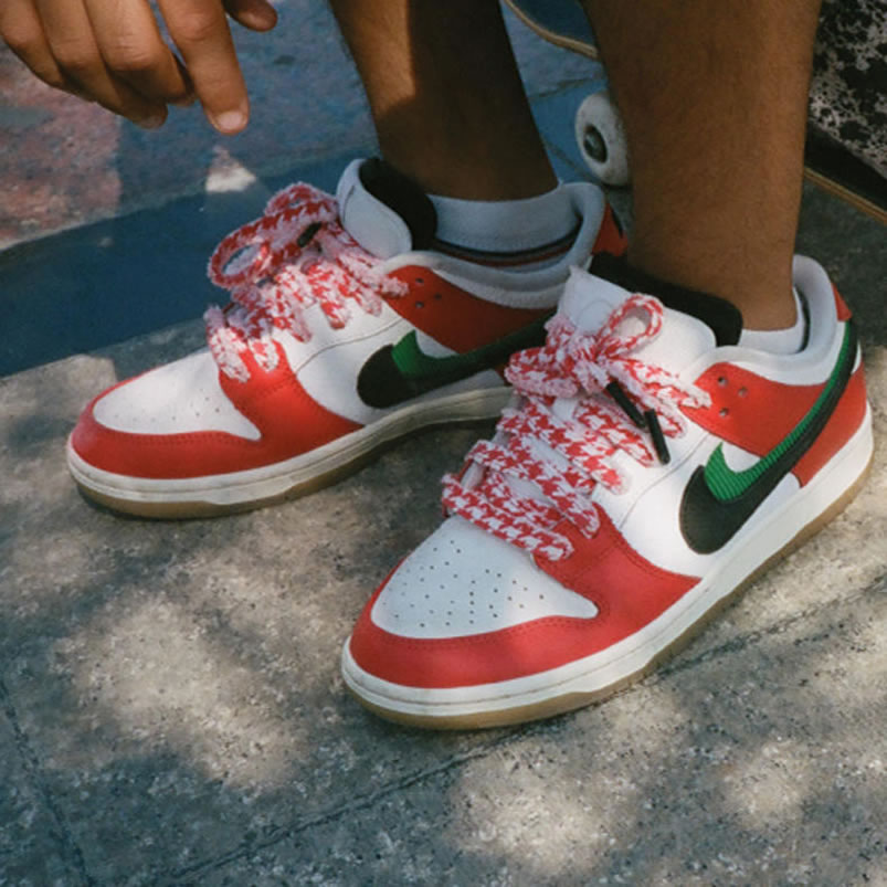 Frame Skate Nike Sb Dunk Low Habibi On Feet Ct2550 600 (1) - www.newkick.org Frame Skate Nike Sb Dunk Low Habibi On Feet Ct2550 600 (1) - www.newkick.org