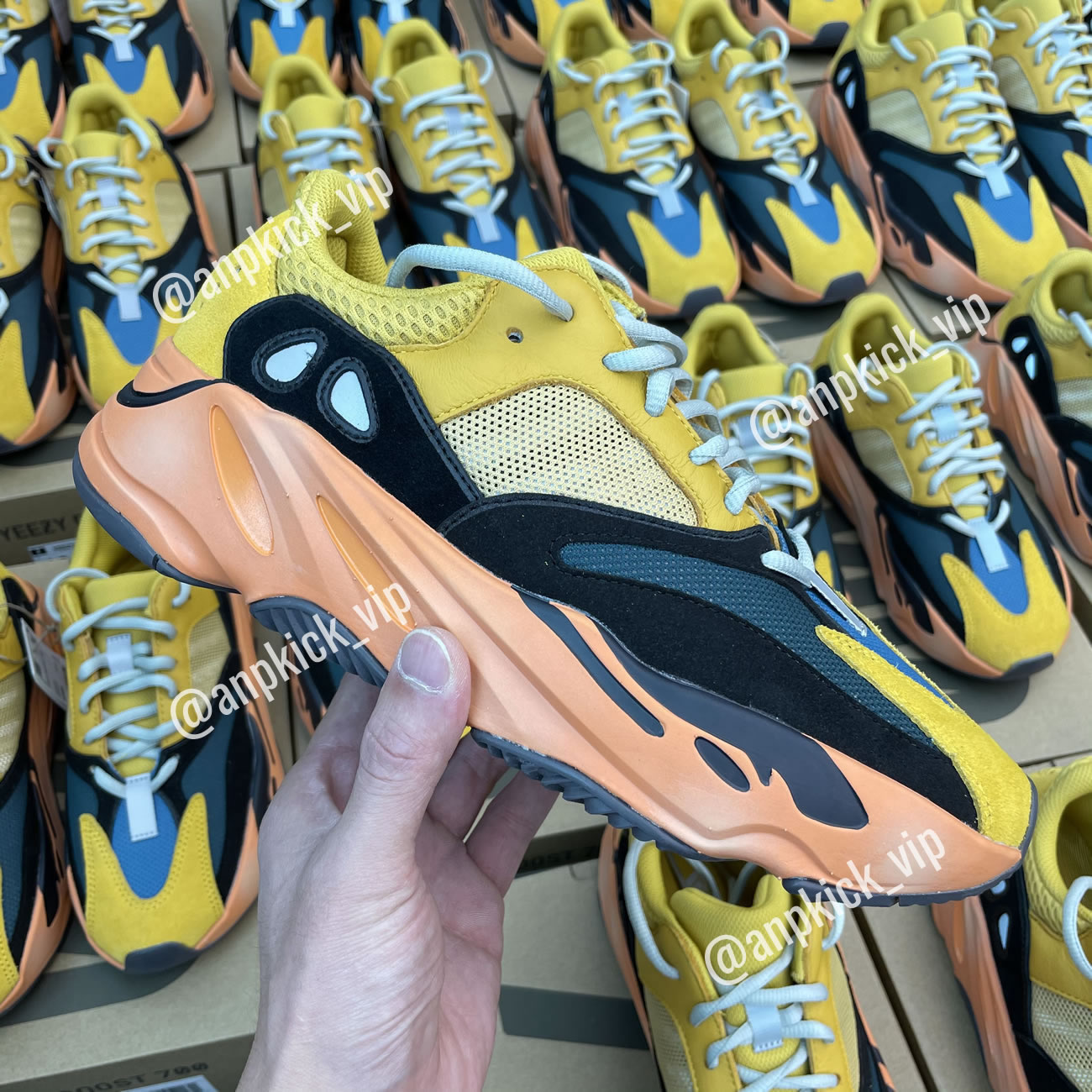 Adidas Anpkick Yeezy Boost 700 Sun Gz6984 (1) - www.newkick.org Adidas Anpkick Yeezy Boost 700 Sun Gz6984 (1) - www.newkick.org