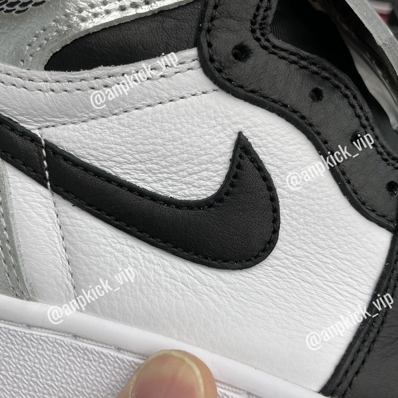 Air Jordan 1 Retro High Silver Toe Womens Anpkick Cd0461 001 (6) - www.newkick.org Air Jordan 1 Retro High Silver Toe Womens Anpkick Cd0461 001 (6) - www.newkick.org