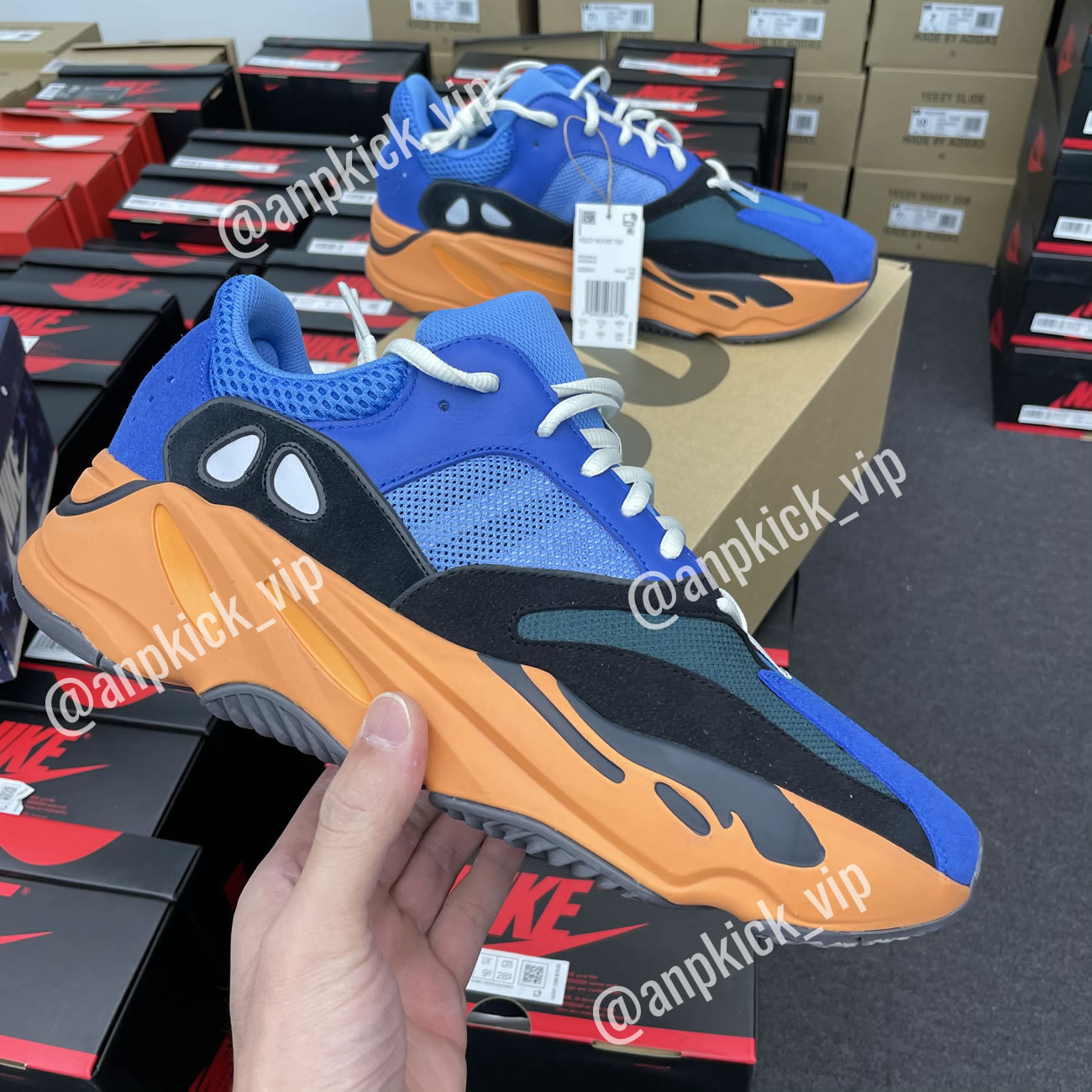 Adidas Yeezy Boost 700 Bright Blue Orange Anpkick Gz0541 (2) - www.newkick.org