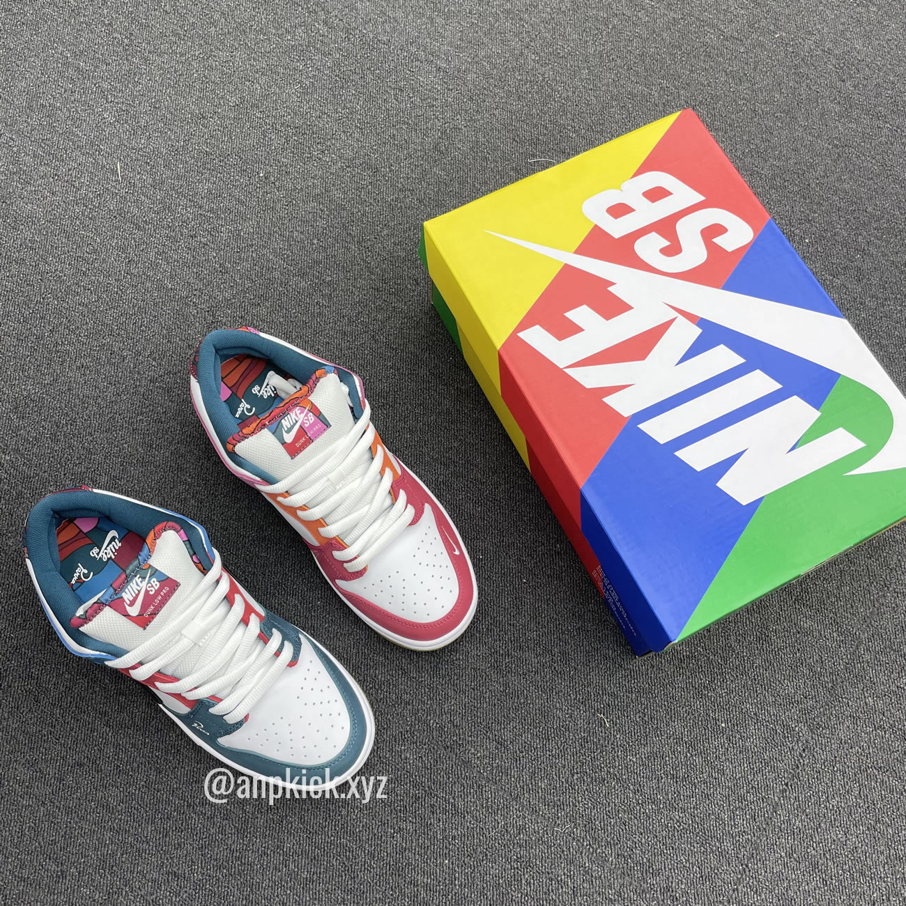 Parra Nike Sb Dunk Low Collab Summer 2021 Colorway Surfaces Dh7695 100 (2) - www.newkick.org