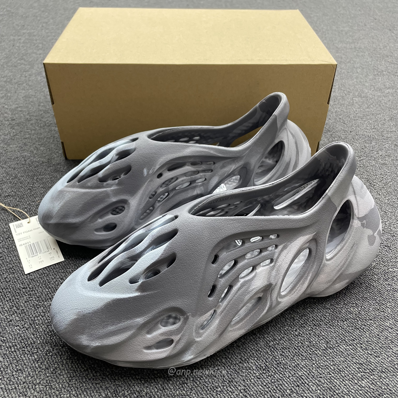 Yeezy Foam Runner Mx Granite Ie4931 (4) - www.newkick.org