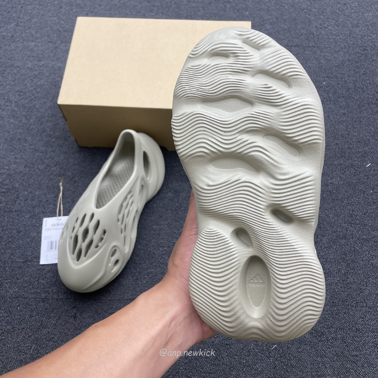 Adidas Yeezy Foam Rnr Stone Salt Gv6840 (3) - www.newkick.org