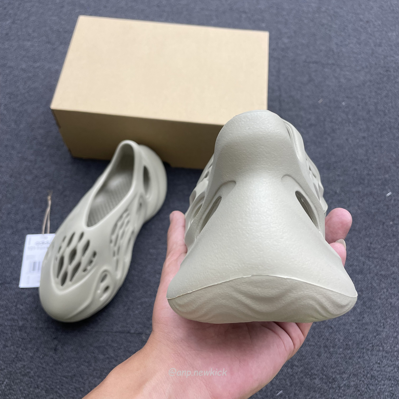 Adidas Yeezy Foam Rnr Stone Salt Gv6840 (7) - www.newkick.org