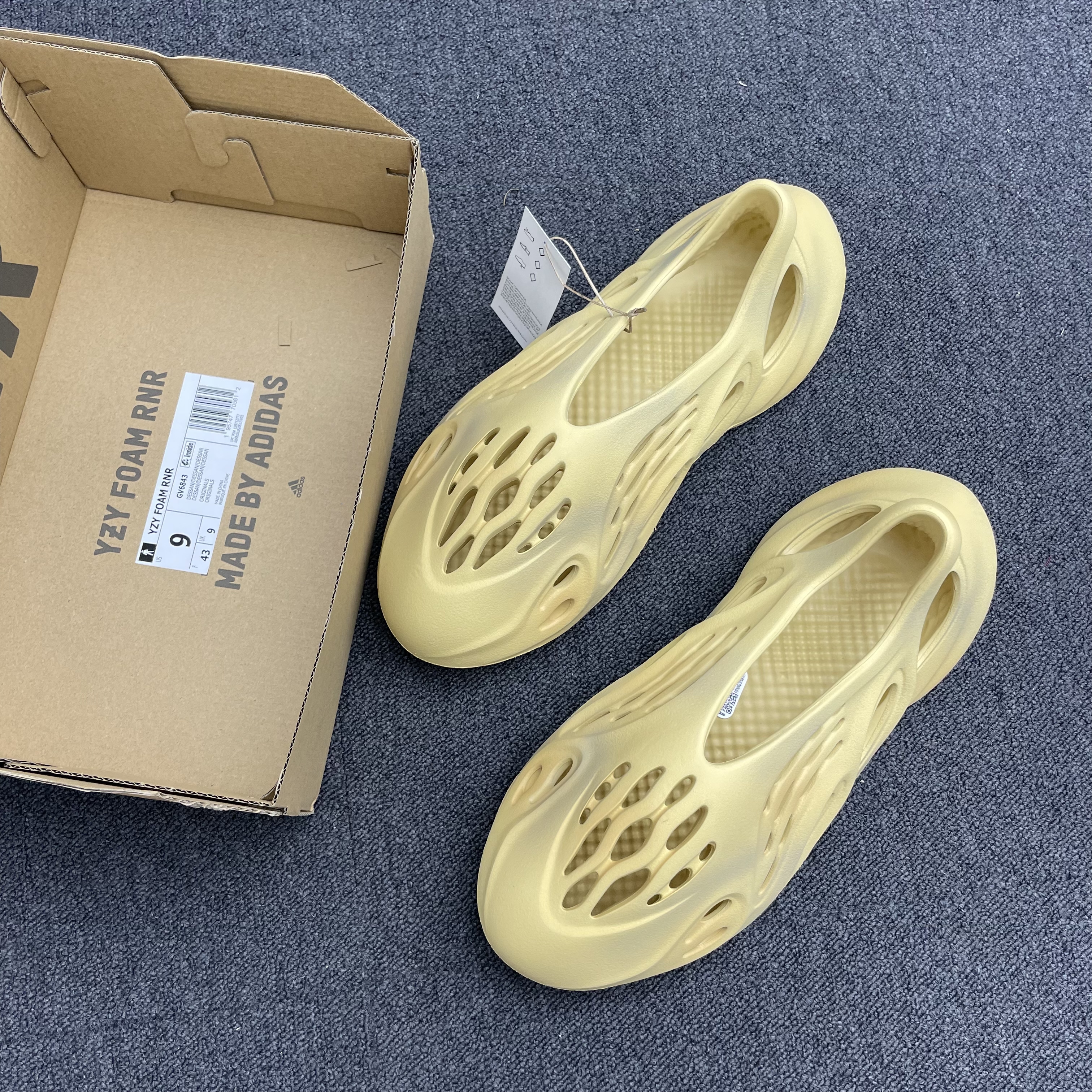 Adidas Yeezy Foam Runner Deaan Gv6843 (23) - www.newkick.org