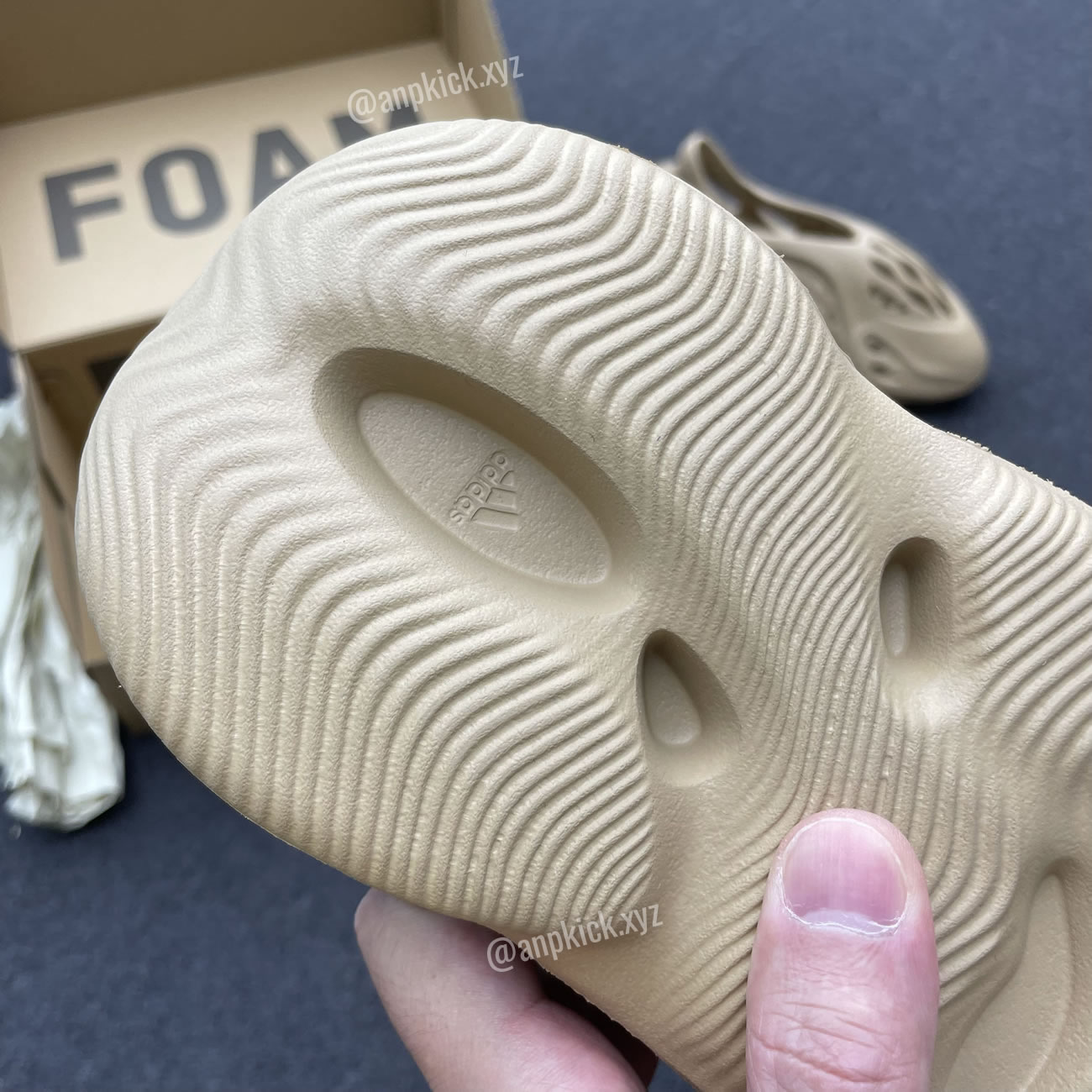 Adidas Yeezy Foam Runner Ochre Gw3354 (10) - www.newkick.org