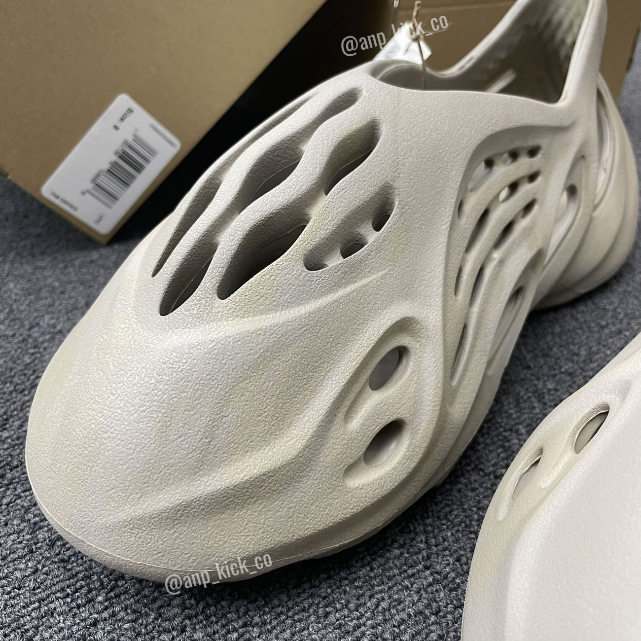 Adidas Yeezy Foam Runner Stone Sage Anpkick Gx4472 (2) - www.newkick.org
