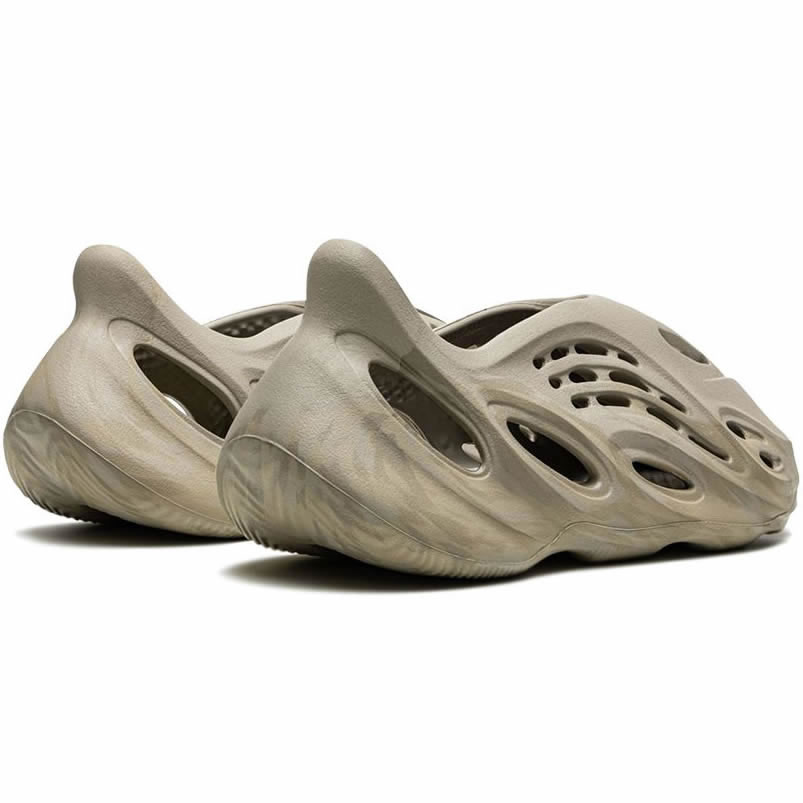 Adidas Yeezy Foam Runner Stone Sage Gx4472 (3) - www.newkick.org