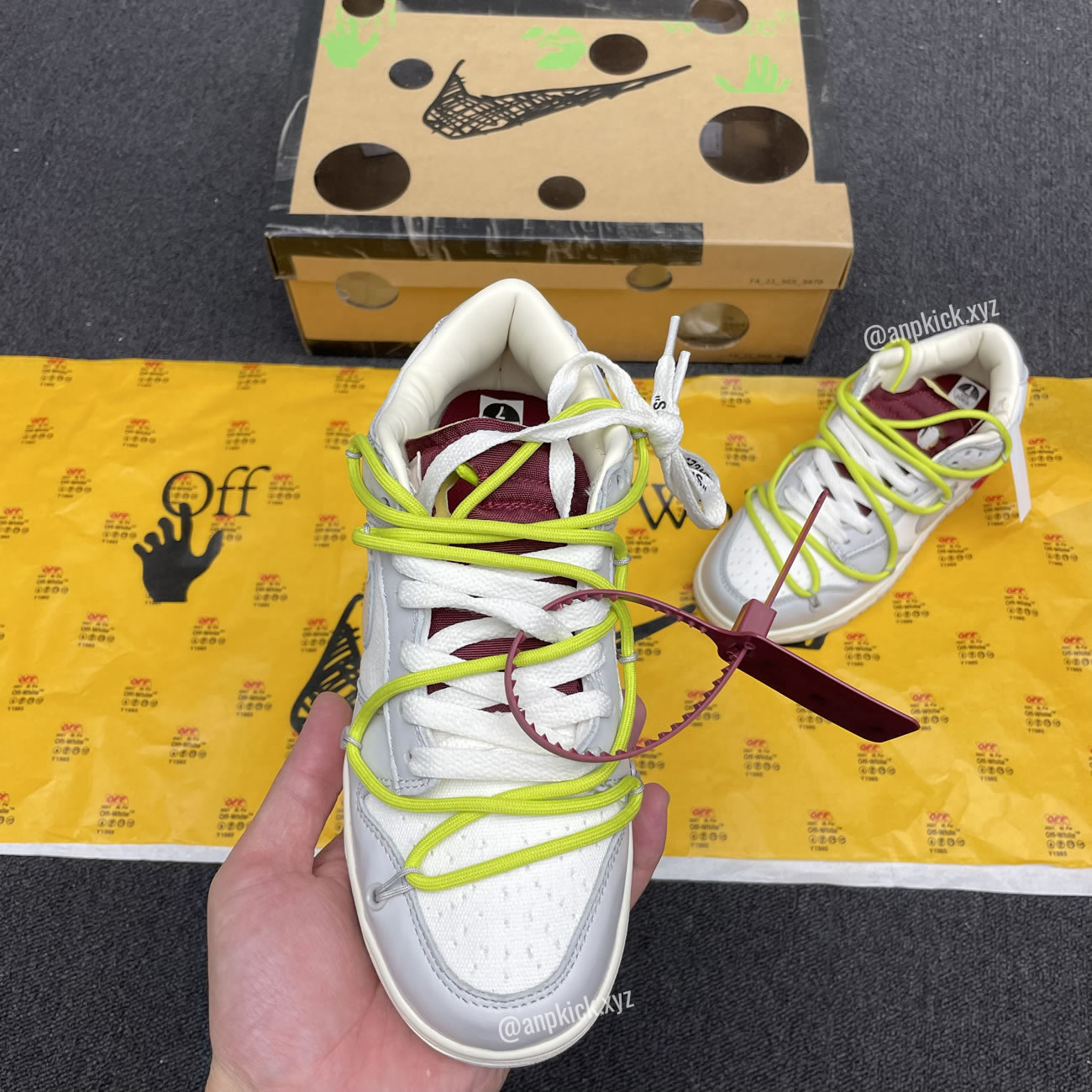 Off White Nike Sb Dunk Low The 08 Of 50 Grey White Yellow Dm1602 106 08 (3) - www.newkick.org