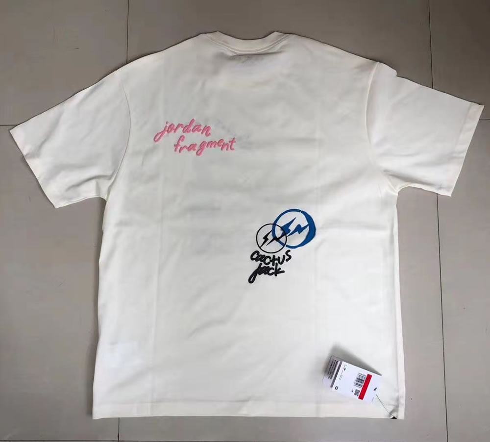 Travis Scott Cactus Jack Jordan T Shirt Khaki Desert White (4) - www.newkick.org Travis Scott Cactus Jack Jordan T Shirt Khaki Desert White (4) - www.newkick.org