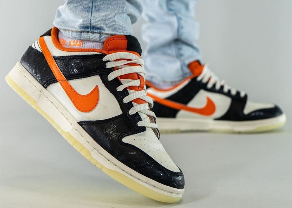 Nike Dunk Low Halloween Sail Starfish Black Dd3357 100 On Feet (3) - www.newkick.org Nike Dunk Low Halloween Sail Starfish Black Dd3357 100 On Feet (3) - www.newkick.org