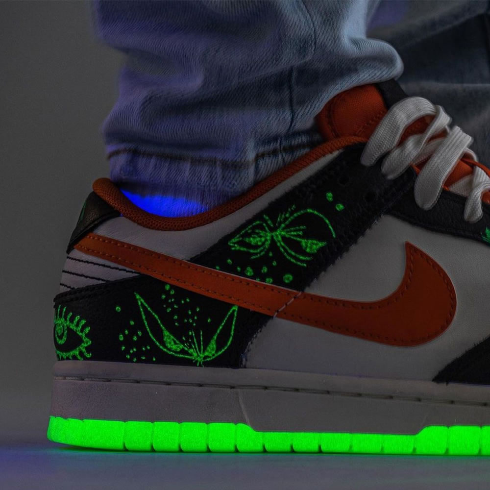 Nike Dunk Low Halloween Sail Starfish Black Dd3357 100 On Feet (9) - www.newkick.org Nike Dunk Low Halloween Sail Starfish Black Dd3357 100 On Feet (9) - www.newkick.org