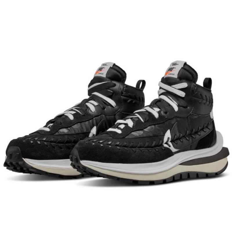 Sacai Nike Vaporwaffle Jean Paul Gaultier Black White Dh9186 001 (3) - www.newkick.org
