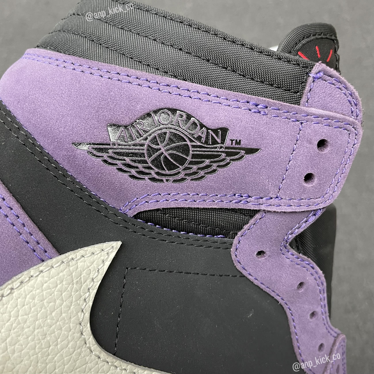 Travis Scott Air Jordan 1 High Og Sp Purple Black Anpkick Custom Making (7) - www.newkick.org Travis Scott Air Jordan 1 High Og Sp Purple Black Anpkick Custom Making (7) - www.newkick.org