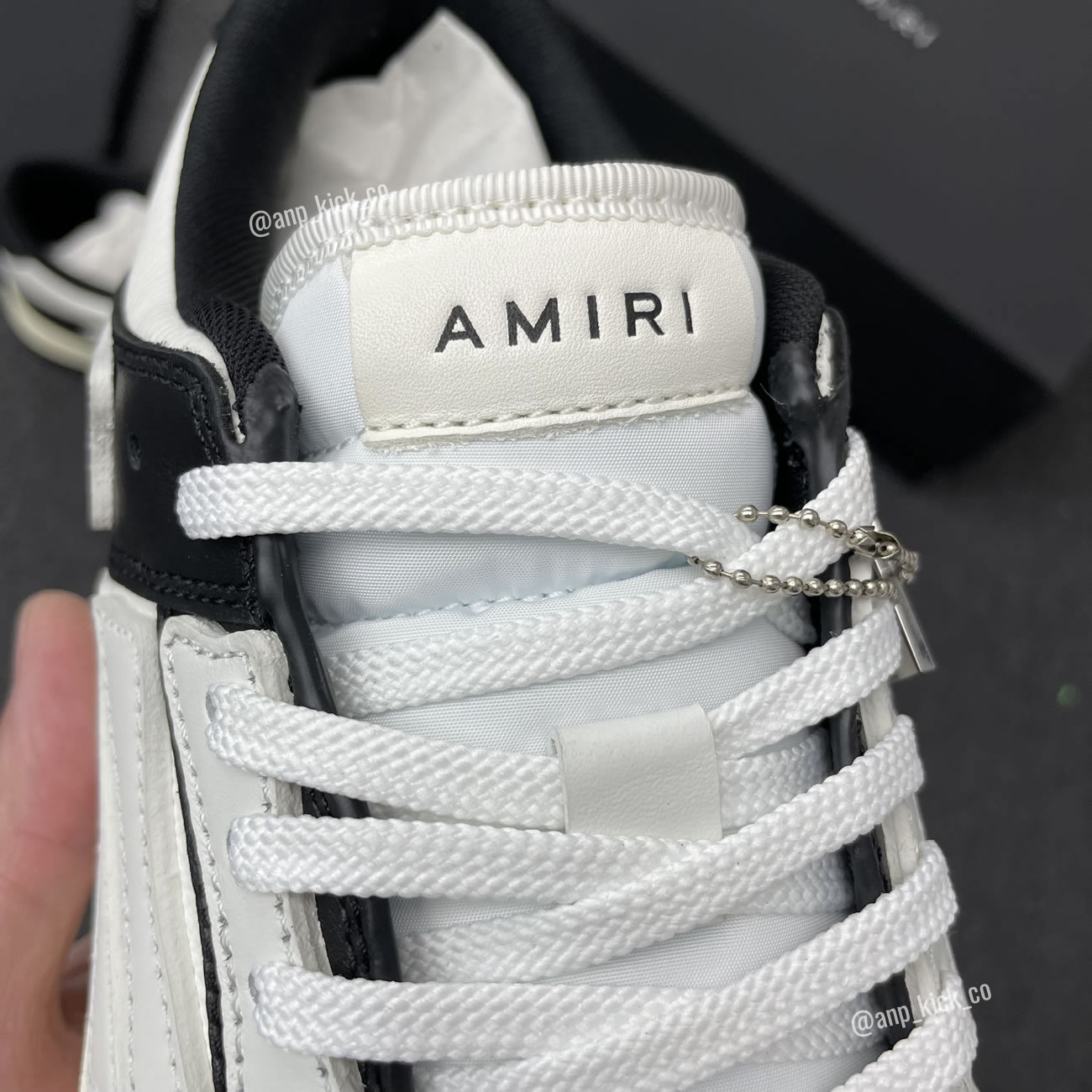 A M I R I Skel Top Low Leather Sneakers Black White Anpkick Mfs003 000 (4) - www.newkick.org