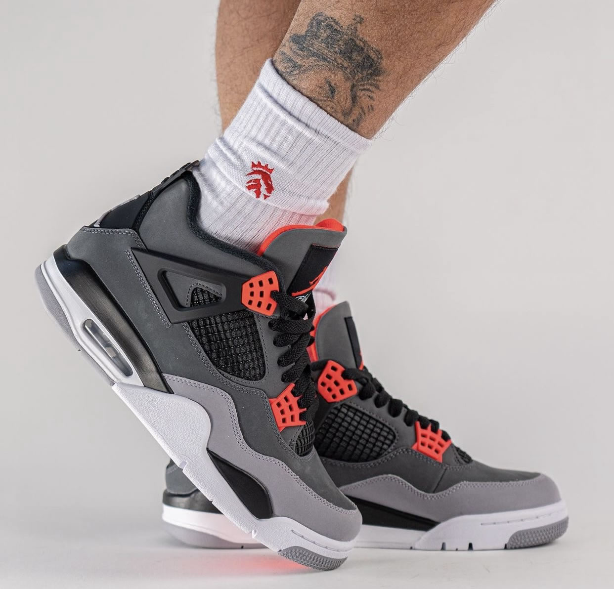 Air Jordan 4 Infrared 23 Dh6927 061 On Feet (3) - www.newkick.org