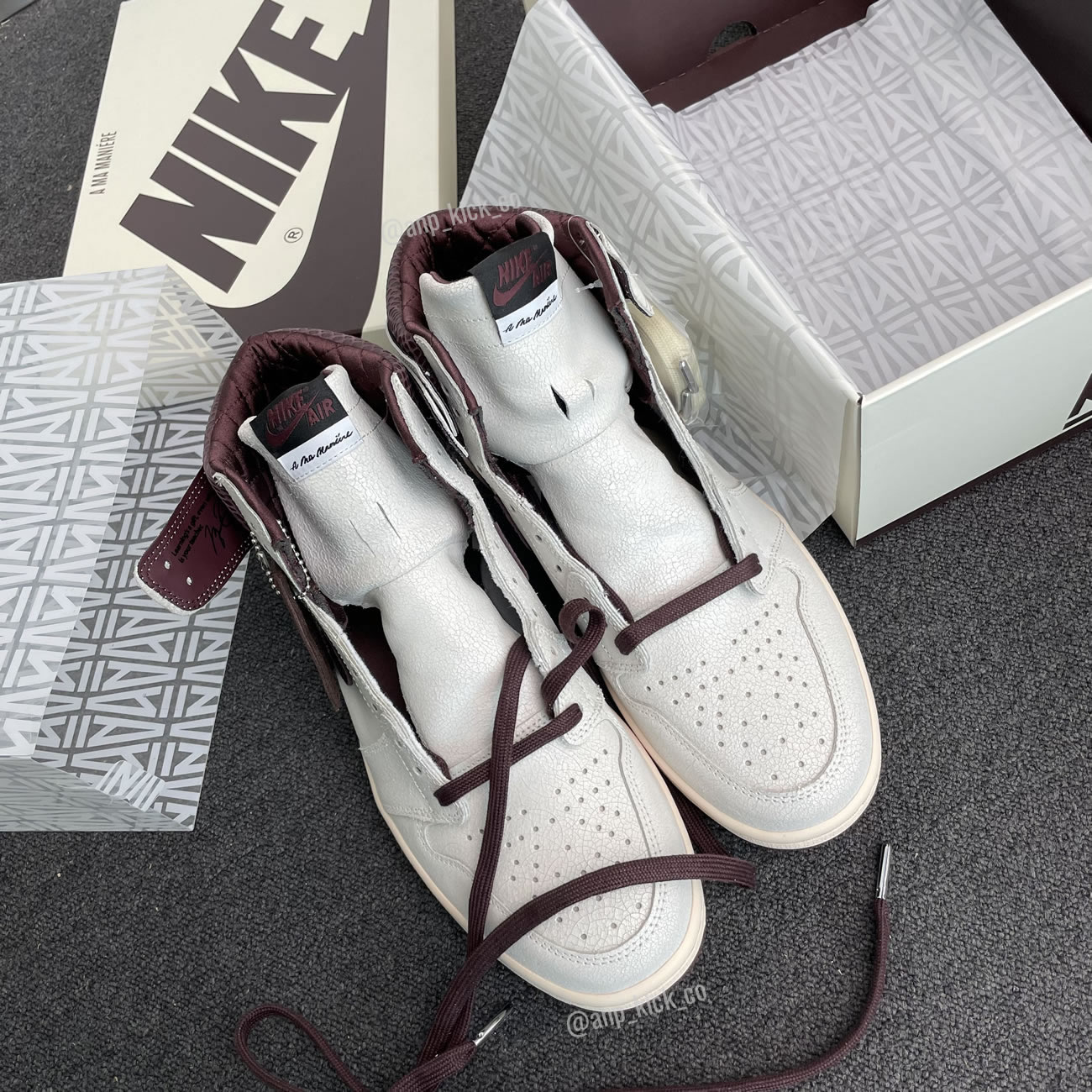 A Ma Maniere Air Jordan 1 High Og Sail And Burgundy Anpkick Do7097 100 (14) - www.newkick.org A Ma Maniere Air Jordan 1 High Og Sail And Burgundy Anpkick Do7097 100 (14) - www.newkick.org