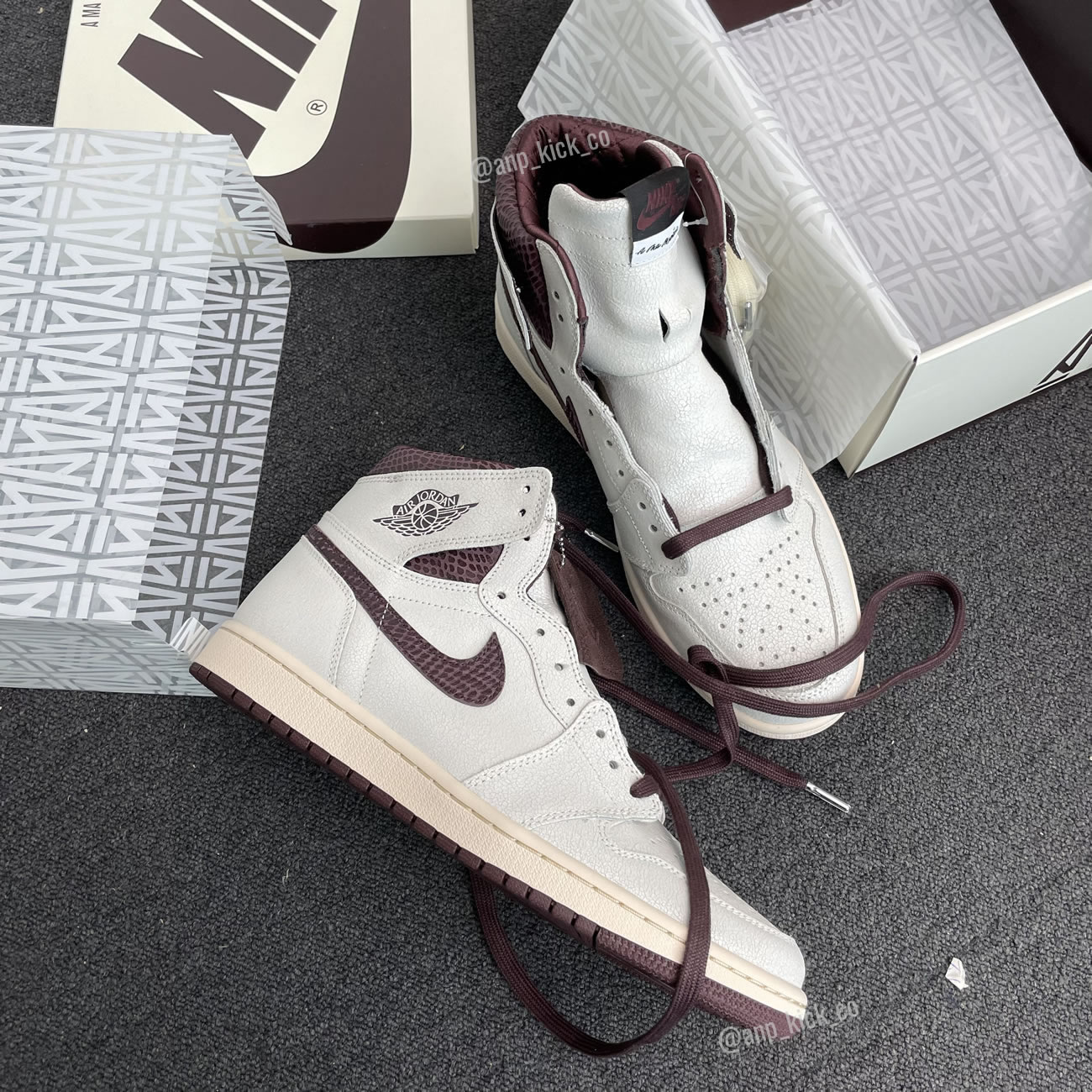 A Ma Maniere Air Jordan 1 High Og Sail And Burgundy Anpkick Do7097 100 (15) - www.newkick.org A Ma Maniere Air Jordan 1 High Og Sail And Burgundy Anpkick Do7097 100 (15) - www.newkick.org