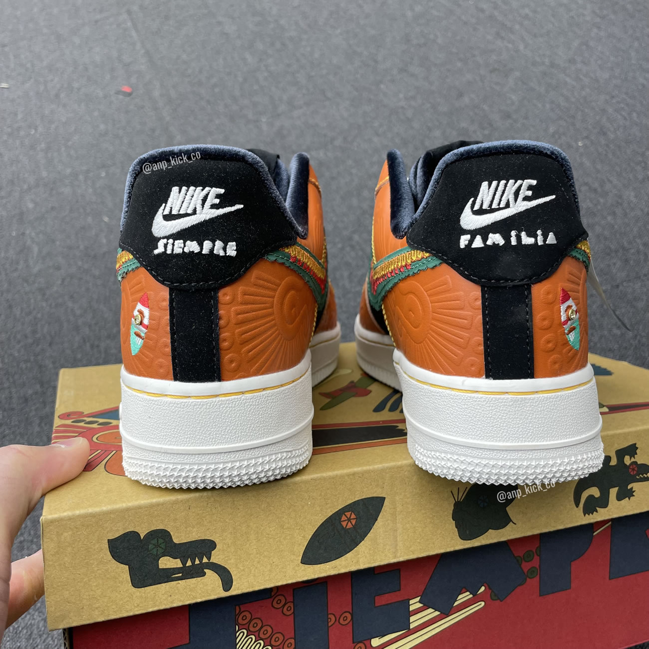 Nike Air Force 1 Dia De Muertos Siempre Familia Anpkick Do2157 816 (4) - www.newkick.org Nike Air Force 1 Dia De Muertos Siempre Familia Anpkick Do2157 816 (4) - www.newkick.org