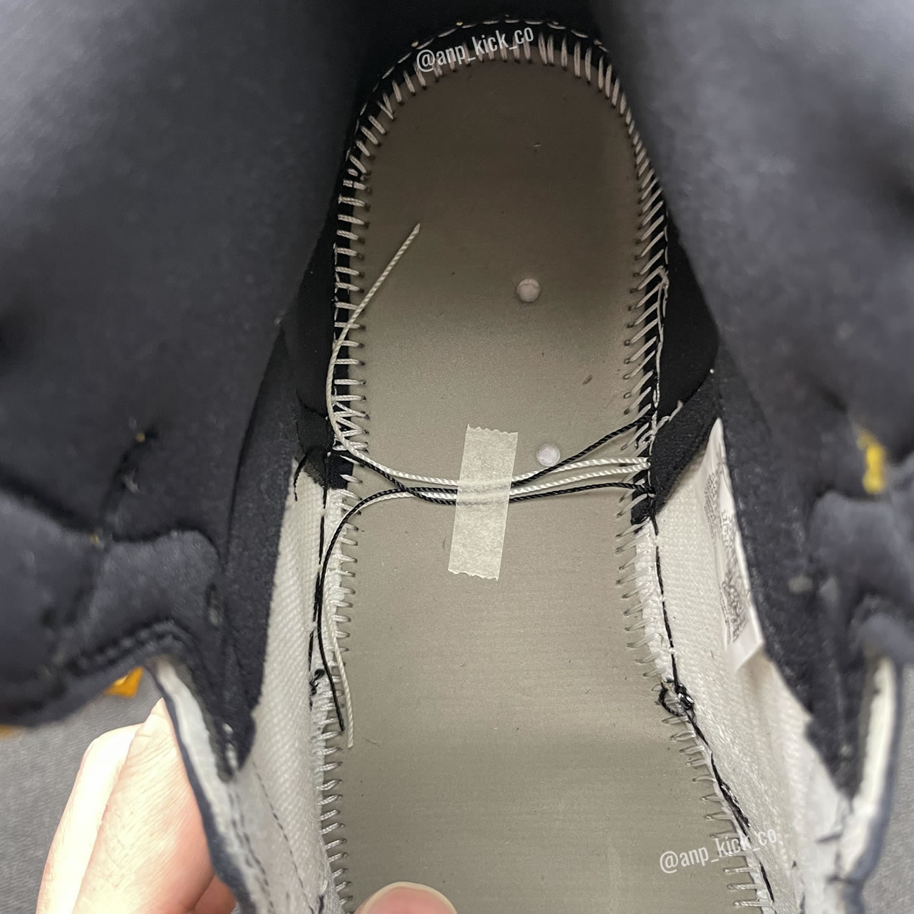 Air Jordan 1 Retro High Og Anpkick Yellow Toe 555088 711 (14) - www.newkick.org
