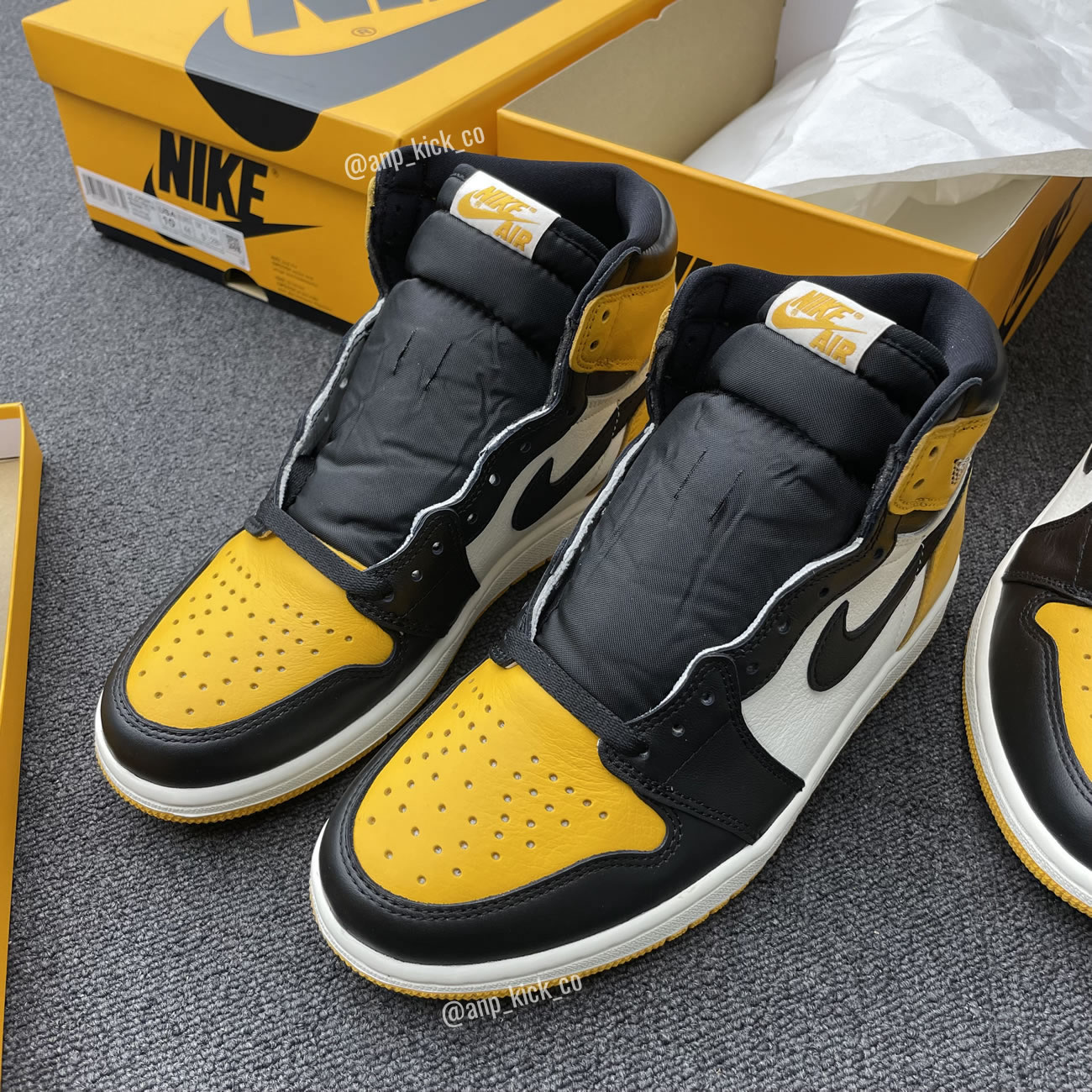 Air Jordan 1 Retro High Og Anpkick Yellow Toe 555088 711 (15) - www.newkick.org