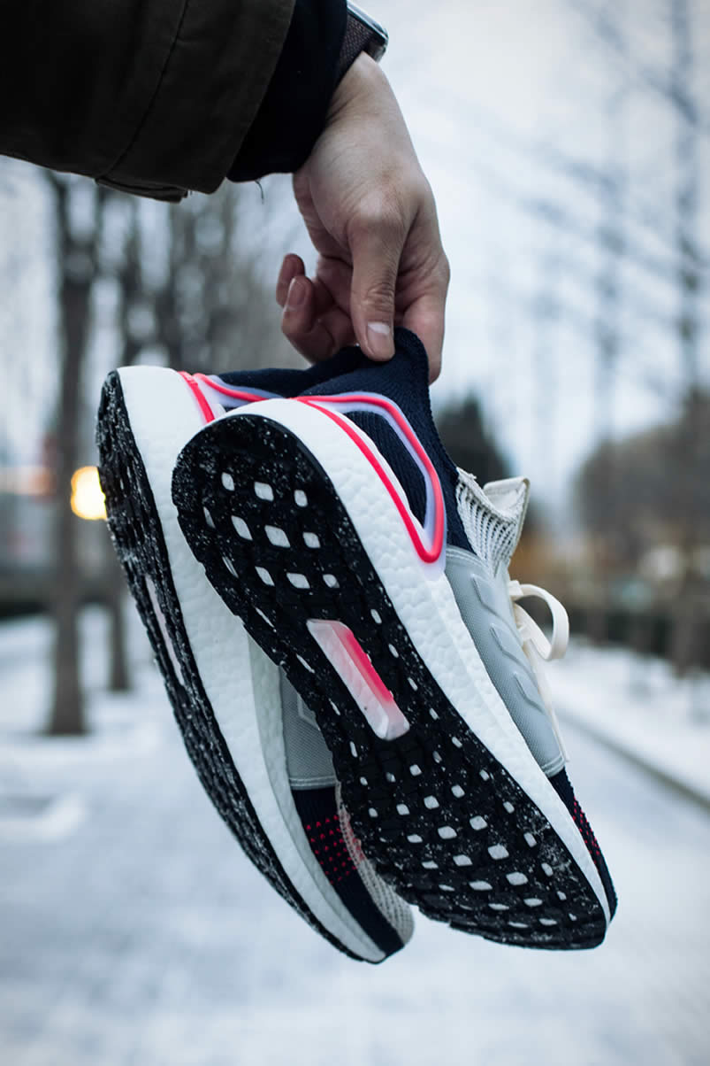 Adidas Ultra Boost 2019 Colorways Pics Active Red Cloud White B37703 (0) - www.newkick.org Adidas Ultra Boost 2019 Colorways Pics Active Red Cloud White B37703 (0) - www.newkick.org