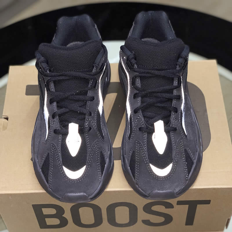 Yeezy Boost 700 V2 Vanta Black Fu6684 (3) - www.newkick.org