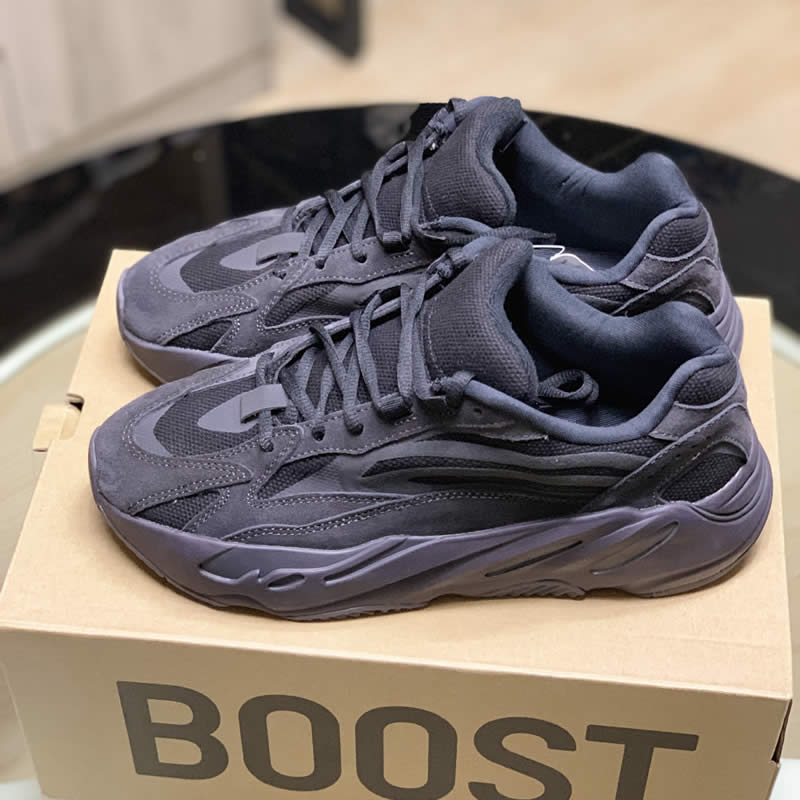 Yeezy Boost 700 V2 Vanta Black Fu6684 (4) - www.newkick.org