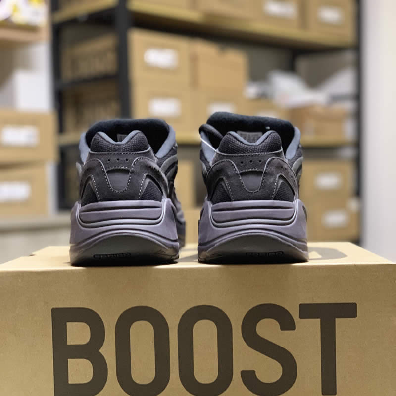 Yeezy Boost 700 V2 Vanta Black Fu6684 (8) - www.newkick.org